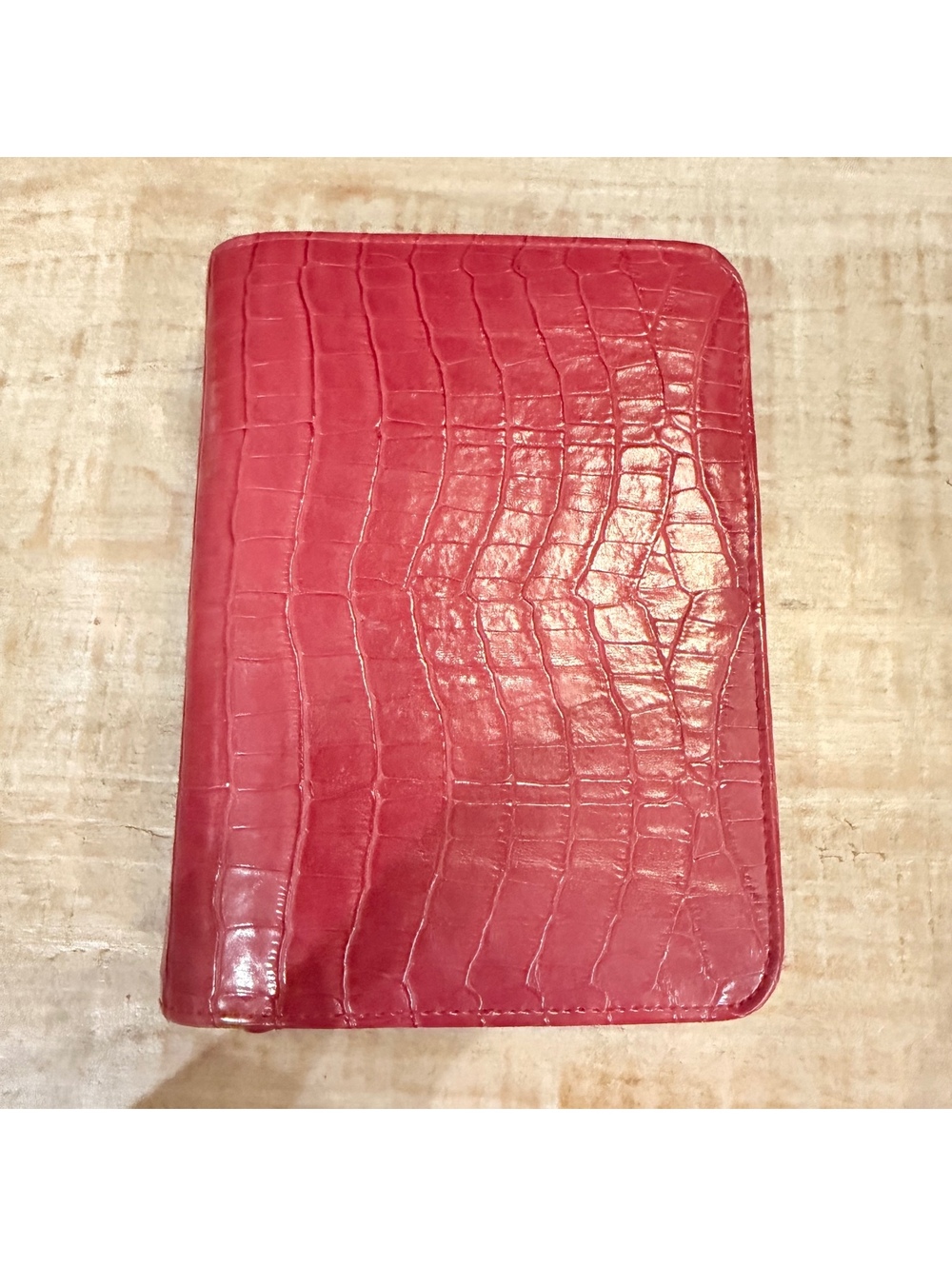 Franklin Covey Red Croc Embossed Zip 6 Ring Compact Planner Binder Organizer